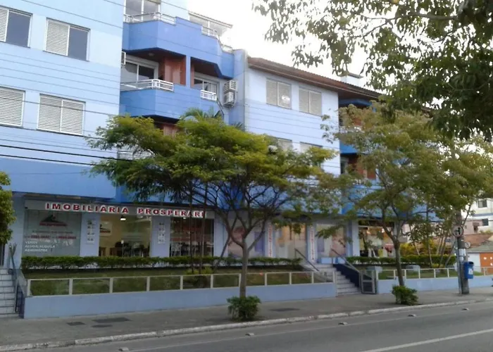 1 Apto Em Canasvieiras 2 Quadras Mar E No Centro Edf Camila